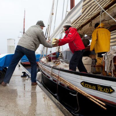Transport à la voile en danger